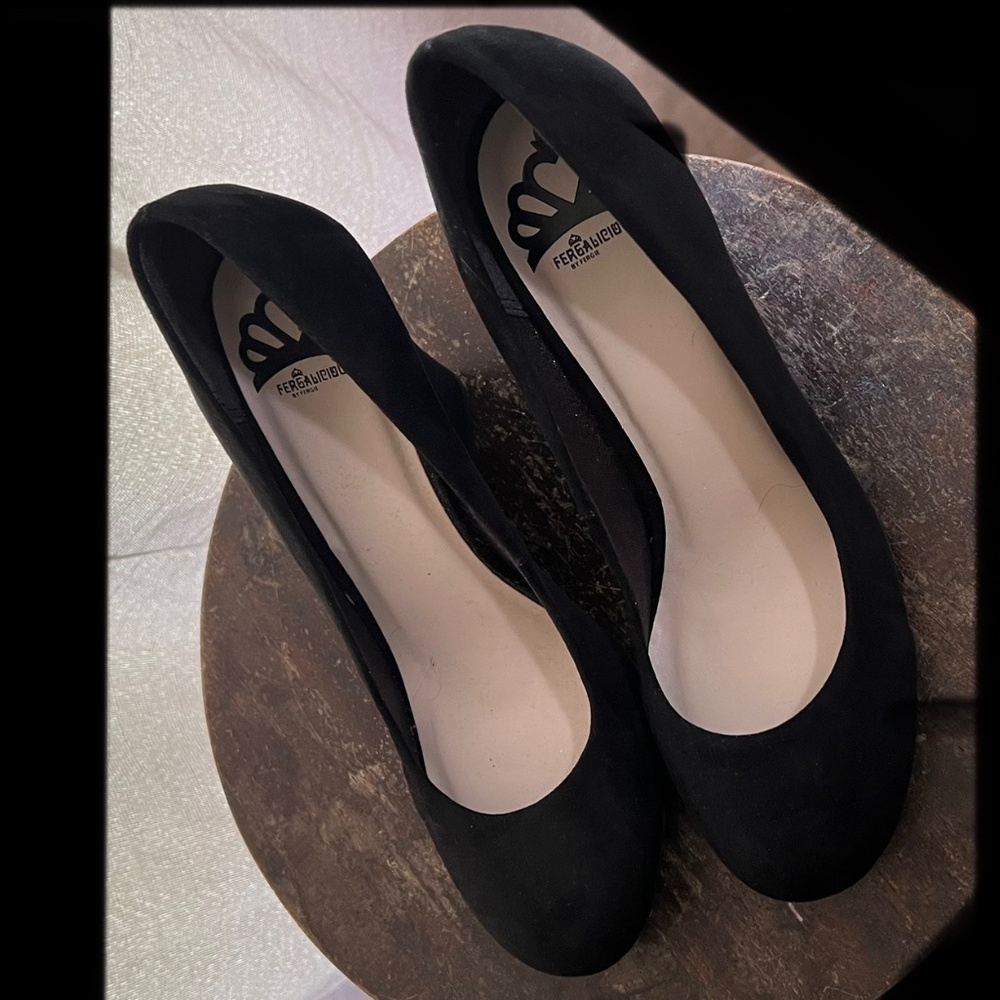 Fergalicious wedge pumps